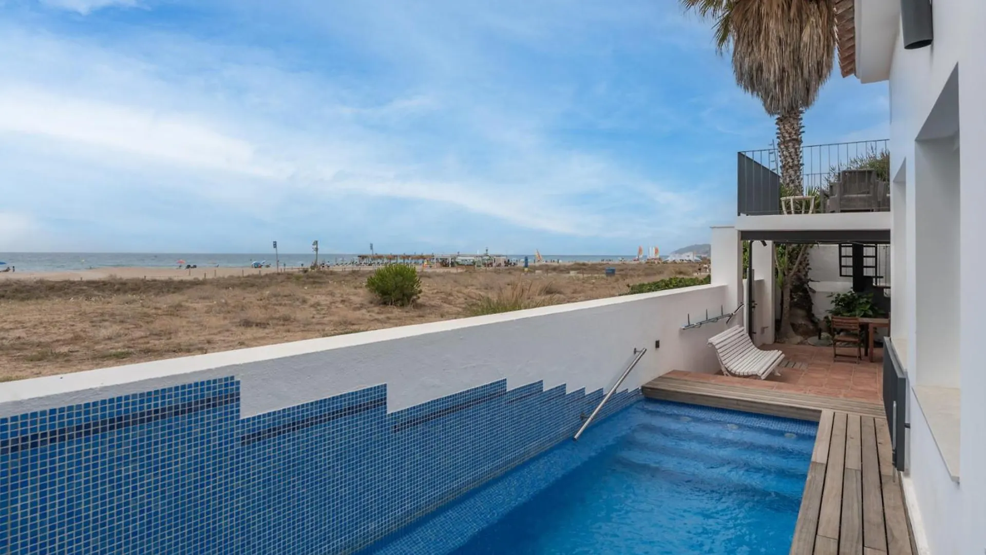 Beach Villa Cristina By Hhbcn Castelldefels 0*,